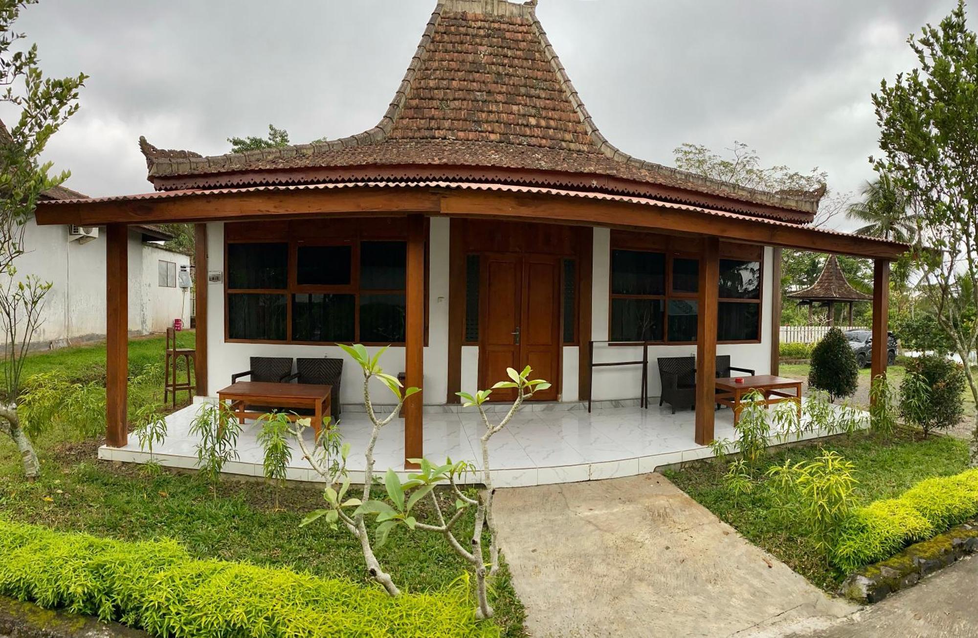 Villa Kampoeng Joglo Ijen Banyuwangi  Habitación foto
