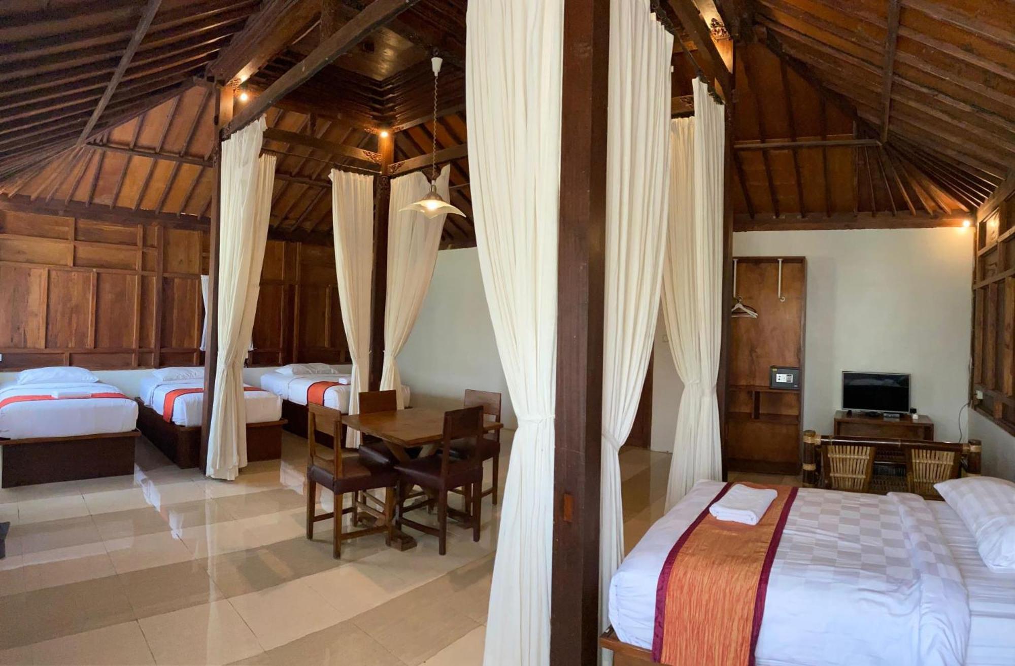 Villa Kampoeng Joglo Ijen Banyuwangi  Habitación foto